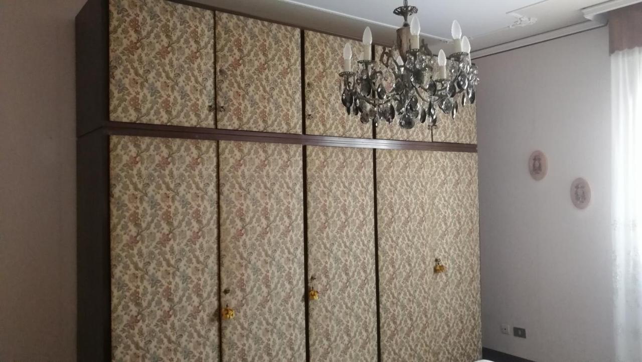 Giove Apartment Местре Екстериор снимка